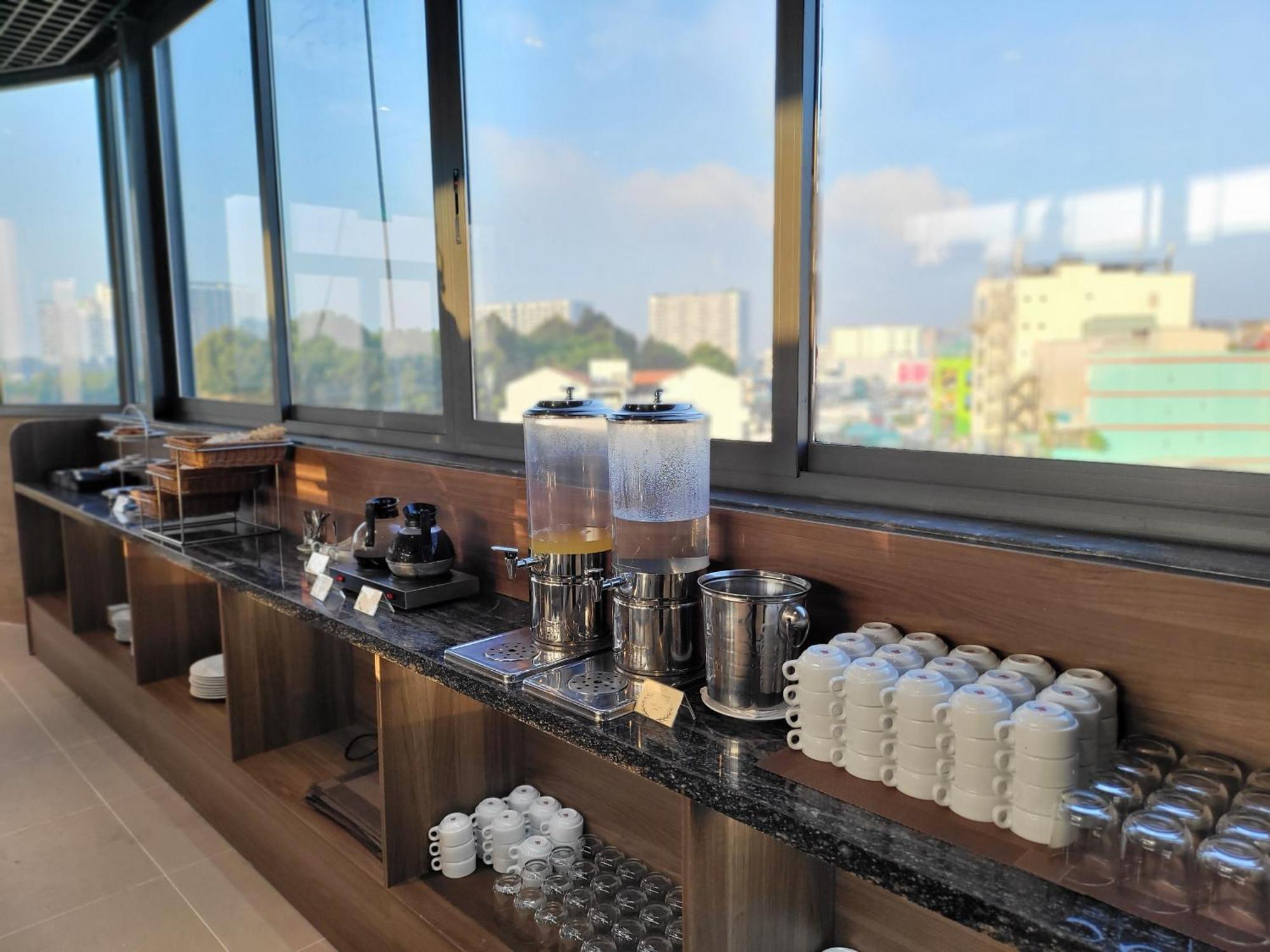 清龙白藤酒店 胡志明市 外观 照片